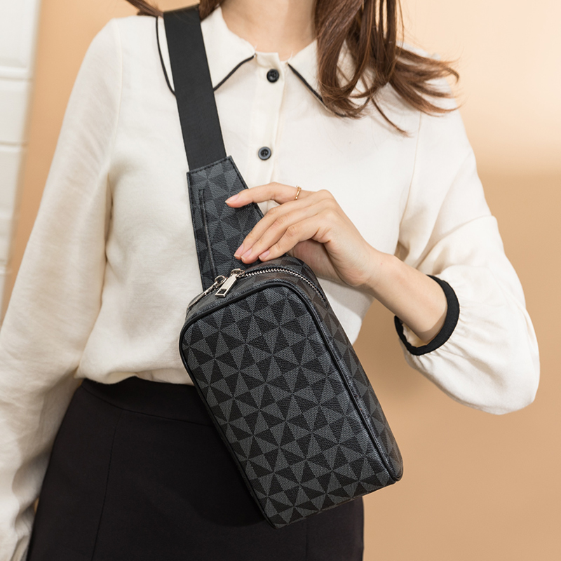Luxury Fashion Chest Bags for  - Fashion Harness Men 리뷰 및 가격